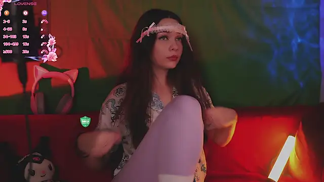 Snapshot of How2Meow chatting on September 22, 2025, 5:08 pm How2Meow online show from September 22, 2025, 5:08 pm