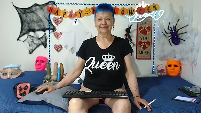 Snapshot of loquitaqueen011 chatting on October 26, 2025, 3:23 pm loquitaqueen011 online show from October 26, 2025, 3:23 pm