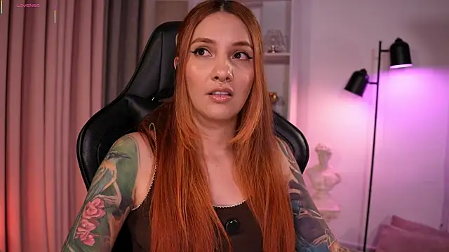Snapshot of RedJasmine_ chatting on May 16, 2026, 11:26 pm RedJasmine online show from May 16, 2026, 11:26 pm