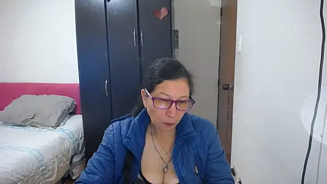 Snapshot of latin49 chatting on May 29, 2026, 3:23 am latin49 online show from May 29, 2026, 3:23 am