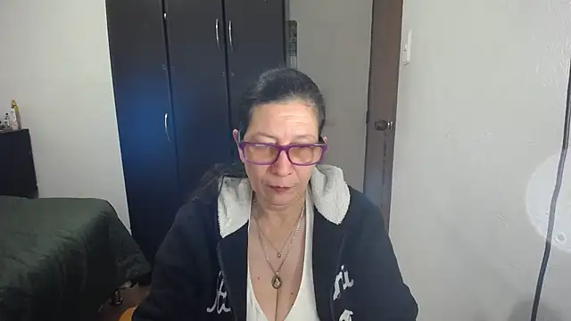 Snapshot of latin49 chatting on April 8, 2026, 4:36 am latin49 online show from April 8, 2026, 4:36 am