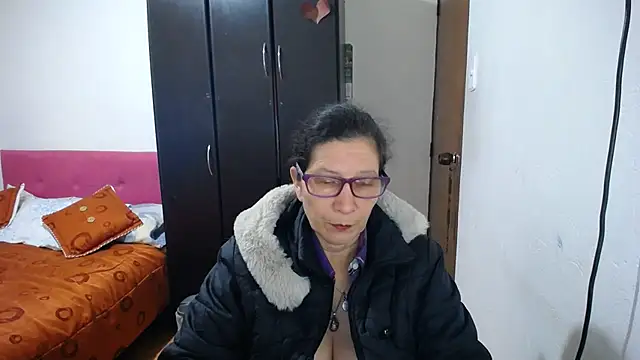 Snapshot of latin49 chatting on July 11, 2026, 6:13 am latin49 online show from July 11, 2026, 6:13 am