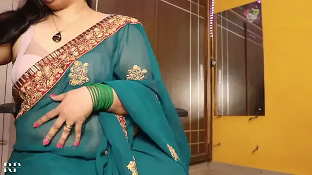 Snapshot of AgniPriya chatting on January 29, 2025, 5:13 pm AgniPriya online show from January 29, 2025, 5:13 pm