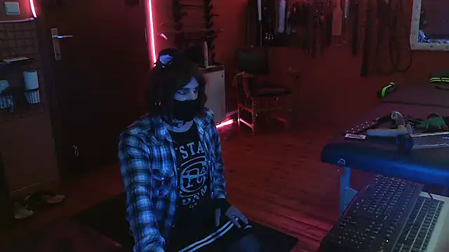 Ginny-the-bdsm-nympho online show from October 30, 2025, 6:05 pm