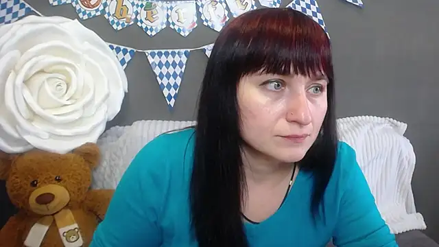 NinaFlawlees online show from October 4, 2025, 11:56 am