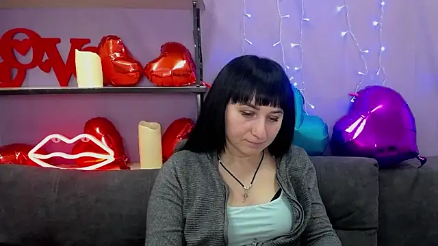 NinaFlawlees online show from March 1, 2025, 1:11 am