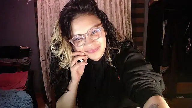 Snapshot of Hathorlove chatting on March 7, 2026, 5:03 am Hathorlove online show from March 7, 2026, 5:03 am