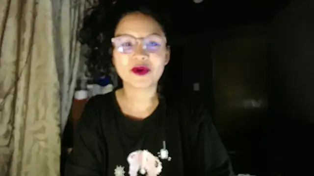 Hathorlove online show from December 1, 2025, 4:13 am