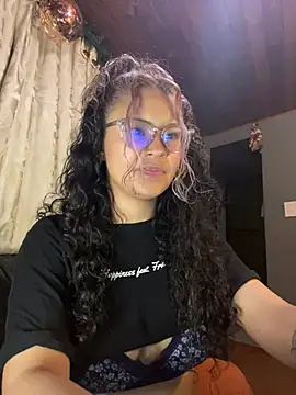 Hathorlove online show from February 2, 2025, 11:21 pm