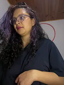 Hathorlove online show from March 7, 2025, 4:57 am