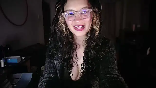 Snapshot of Hathorlove chatting on April 14, 2026, 3:55 am Hathorlove online show from April 14, 2026, 3:55 am