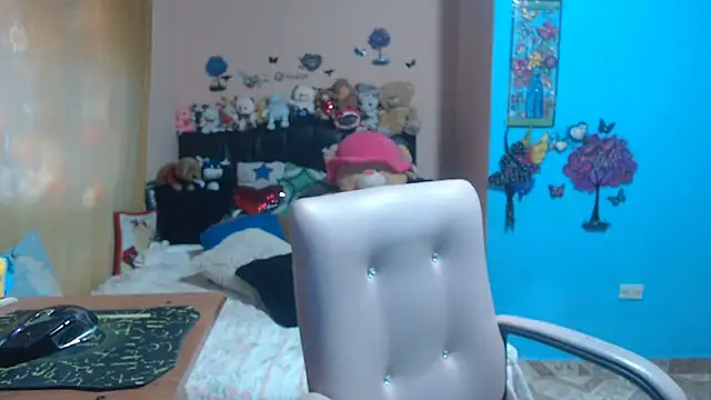 milfeddy  online show from September 17, 2025, 8:55 pm