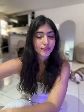 Gaby zahir  online show from March 18, 2025, 3:55 pm