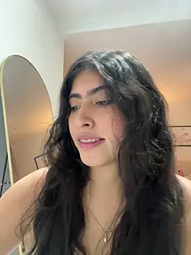 Gaby zahir  online show from February 6, 2025, 1:10 pm