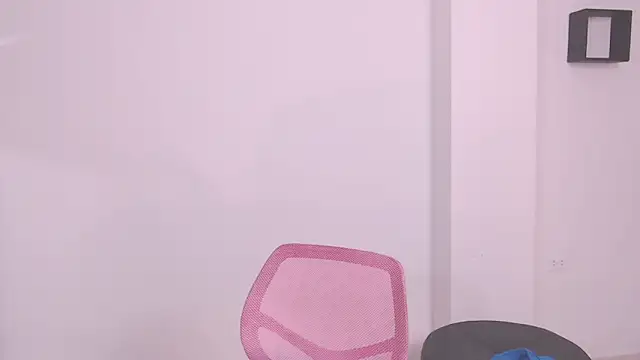 Snapshot of 1eve_rox chatting on February 23, 2026, 10:21 pm 1eve rox online show from February 23, 2026, 10:21 pm