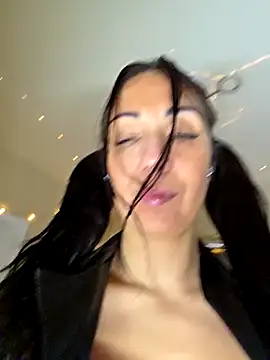 Snapshot of LeticiaWoods chatting on February 12, 2026, 8:47 am LeticiaWoods online show from February 12, 2026, 8:47 am