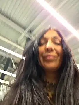 Snapshot of LeticiaWoods chatting on January 18, 2026, 11:57 am LeticiaWoods online show from January 18, 2026, 11:57 am