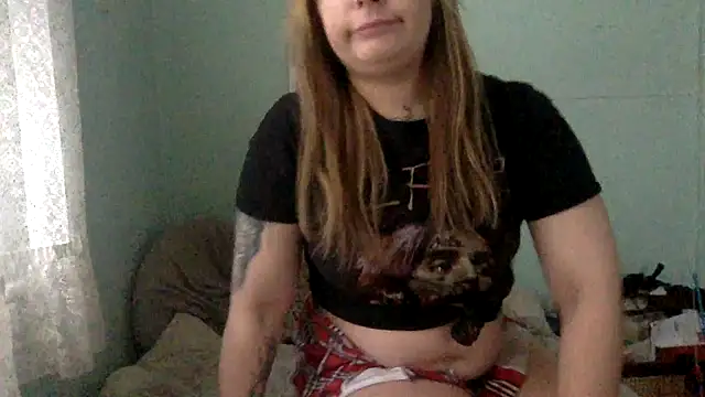 alexabunni online show from November 1, 2025, 3:28 pm