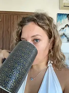 MileySummer online show from October 27, 2025, 9:32 am