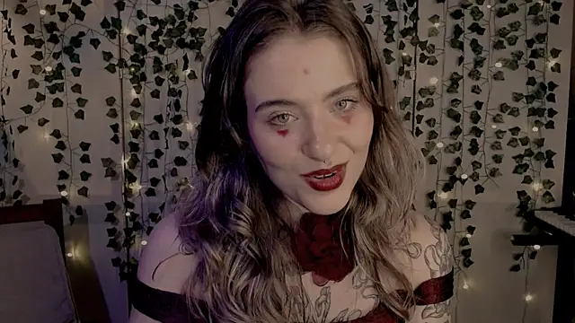 Snapshot of risha_laas chatting on February 14, 2025, 11:09 pm risha laas online show from February 14, 2025, 11:09 pm