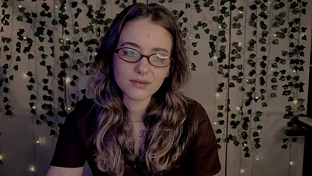 Snapshot of risha_laas chatting on February 15, 2025, 7:17 pm risha laas online show from February 15, 2025, 7:17 pm