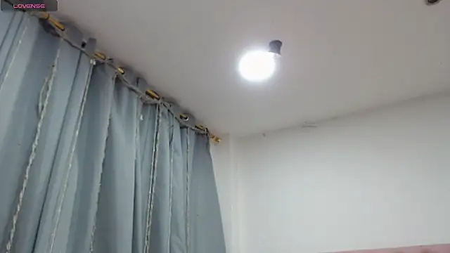 kimberlyshantal online show from February 27, 2025, 11:04 pm