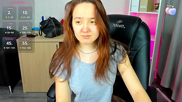 Fera1 Berry online show from March 15, 2025, 12:25 am