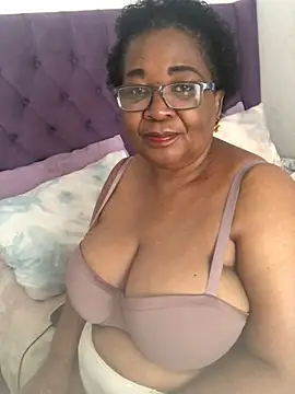 Snapshot of KinkyRicoSaisyours chatting on March 15, 2026, 12:45 pm KinkyRicoSaisyours online show from March 15, 2026, 12:45 pm
