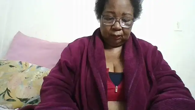 KinkyRicoSaisyours online show from June 16, 2026, 5:35 pm