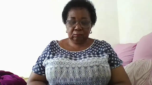 Snapshot of KinkyRicoSaisyours chatting on April 10, 2026, 12:23 pm KinkyRicoSaisyours online show from April 10, 2026, 12:23 pm
