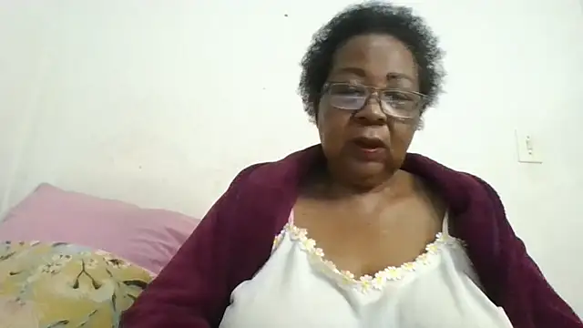KinkyRicoSaisyours online show from June 17, 2026, 5:51 am