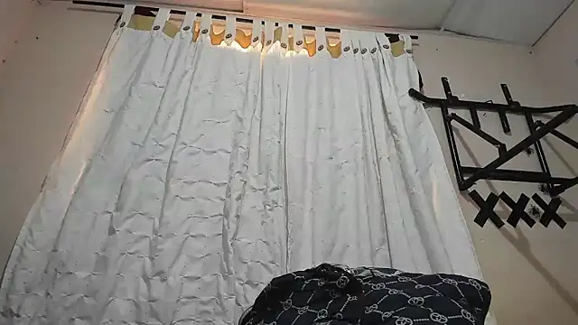 davidlatin66 online show from March 25, 2026, 8:30 pm