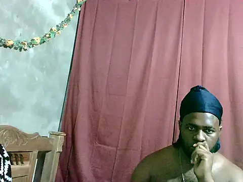 2ocmaxi online show from April 5, 2026, 4:19 am