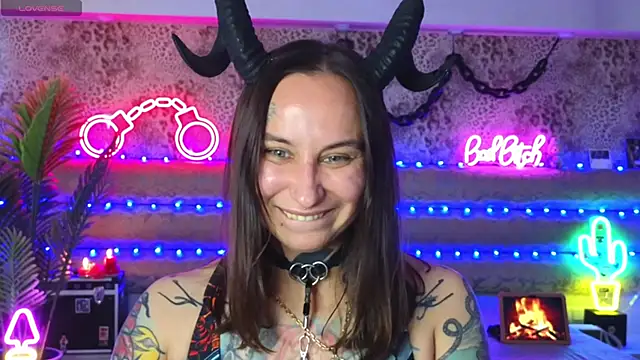 Snapshot of Cool_Freak_ chatting on May 17, 2026, 10:15 am Cool Freak online show from May 17, 2026, 10:15 am