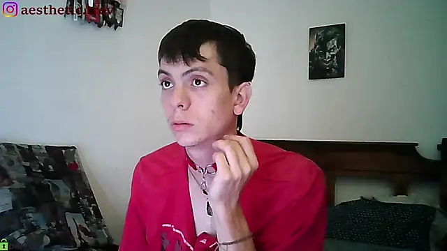 Snapshot of Twink_Temptation chatting on January 5, 2025, 2:38 am Twink Temptation online show from January 5, 2025, 2:38 am