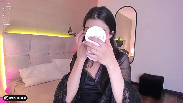 NanaRott online show from February 2, 2026, 8:52 pm