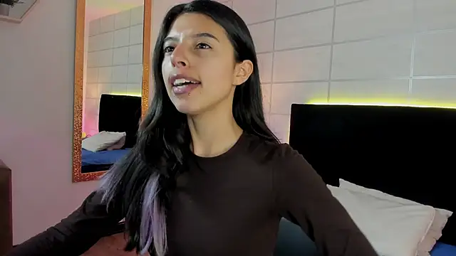 NanaRott online show from February 18, 2026, 7:32 pm