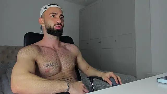 Snapshot of MichaelMasterss chatting on February 14, 2026, 8:42 pm MichaelMasterss online show from February 14, 2026, 8:42 pm