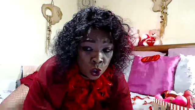 Snapshot of Gucci_Bx chatting on February 13, 2025, 7:10 pm Gucci Bx online show from February 13, 2025, 7:10 pm