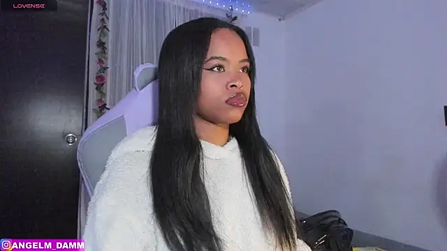 Mia damm online show from March 6, 2025, 4:19 am