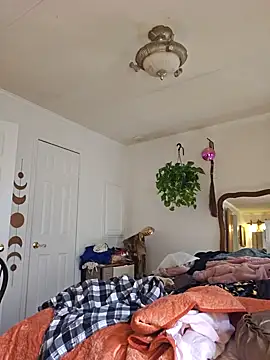 Snapshot of mossy_kiss chatting on October 22, 2025, 5:45 pm mossy kiss online show from October 22, 2025, 5:45 pm