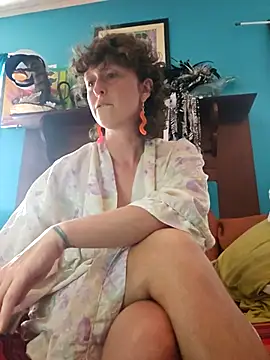 Snapshot of mossy_kiss chatting on September 15, 2025, 8:42 pm mossy kiss online show from September 15, 2025, 8:42 pm