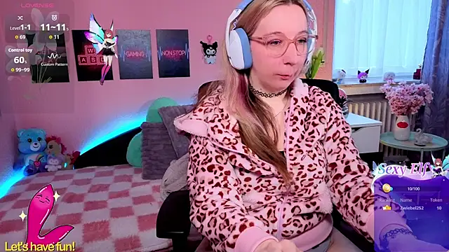 Snapshot of JustKerry chatting on February 24, 2026, 7:20 am JustKerry online show from February 24, 2026, 7:20 am