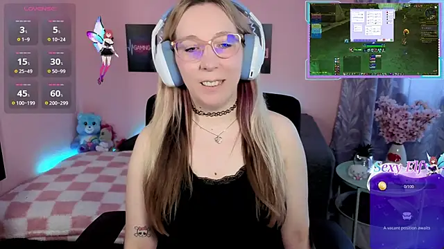 Snapshot of JustKerry chatting on April 1, 2026, 1:41 pm JustKerry online show from April 1, 2026, 1:41 pm