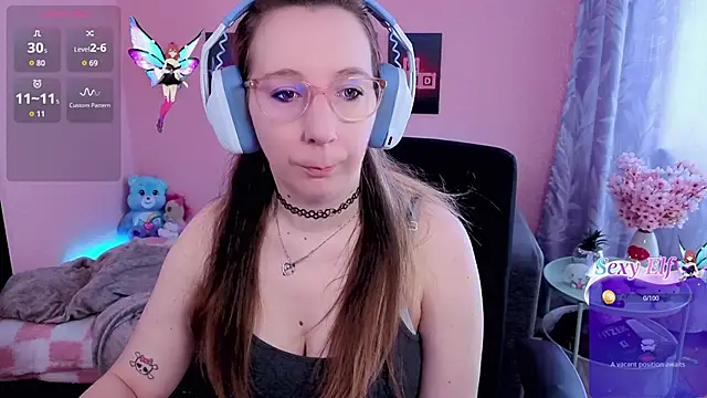 Snapshot of JustKerry chatting on April 9, 2026, 8:31 am JustKerry online show from April 9, 2026, 8:31 am