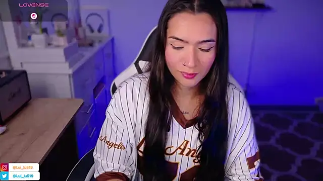 ImLui lu online show from December 1, 2025, 12:11 am