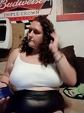 Snapshot of MissMagicMushroom chatting on September 15, 2025, 4:13 am MissMagicMushroom online show from September 15, 2025, 4:13 am