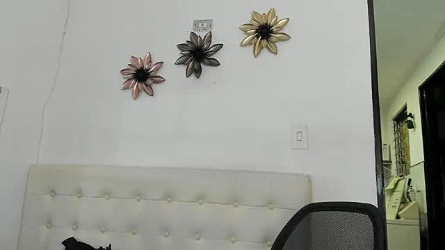 Snapshot of sarita_loven chatting on March 14, 2025, 7:59 am sarita loven online show from March 14, 2025, 7:59 am