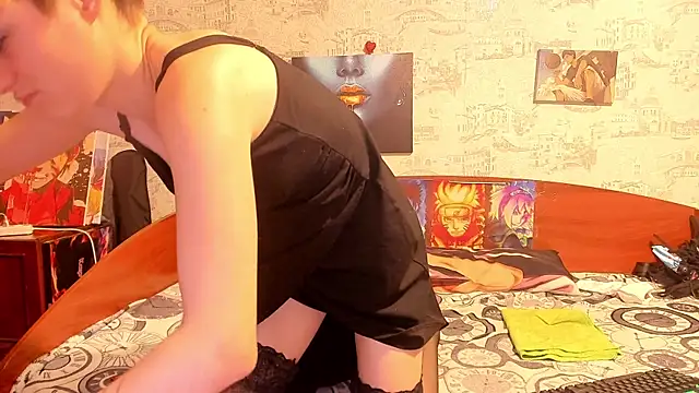 Snapshot of KagamiTayga chatting on October 2, 2025, 2:15 am KagamiTayga online show from October 2, 2025, 2:15 am