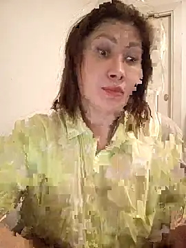 Snapshot of ROXOLANAA_SEXY chatting on November 21, 2025, 7:24 pm ROXOLANAA SEXY online show from November 21, 2025, 7:24 pm